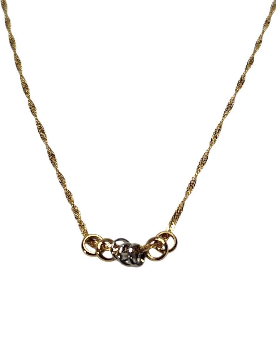 Collar con dije circular de oro laminado 14 K Collar con dije circular de oro laminado 14 K