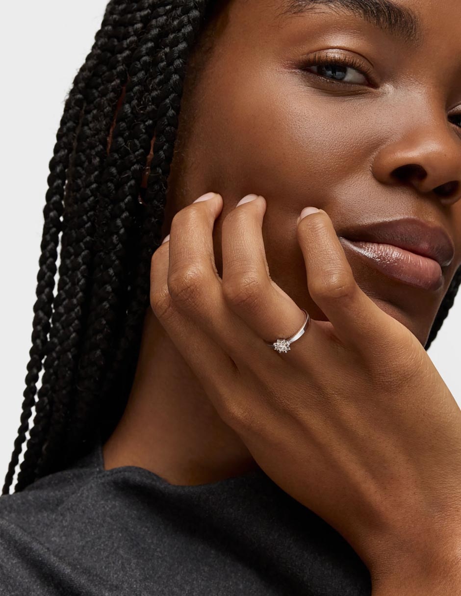 Anillo Les Classiques 18 k de oro blanco diamante pavé