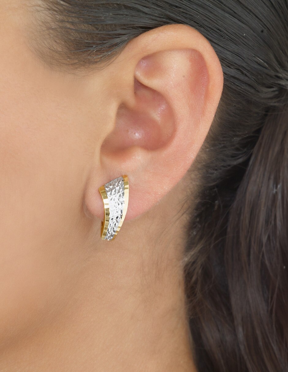 Aretes de oro florentino 14 K con acabado brillante 3