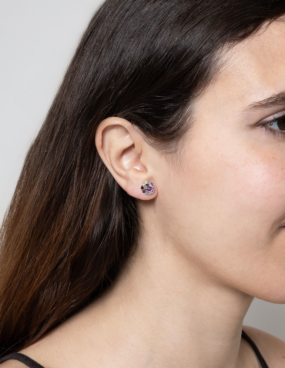 Aretes redondos de oro 14 K con acabado brillante zirconia Aretes redondos de oro 14 K con acabado brillante zirconia