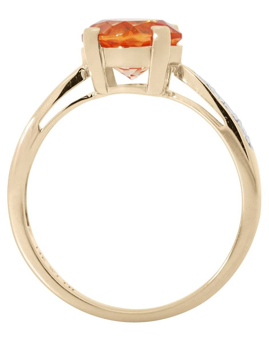 Anillo de rombo de oro citrina y diamante pavé
