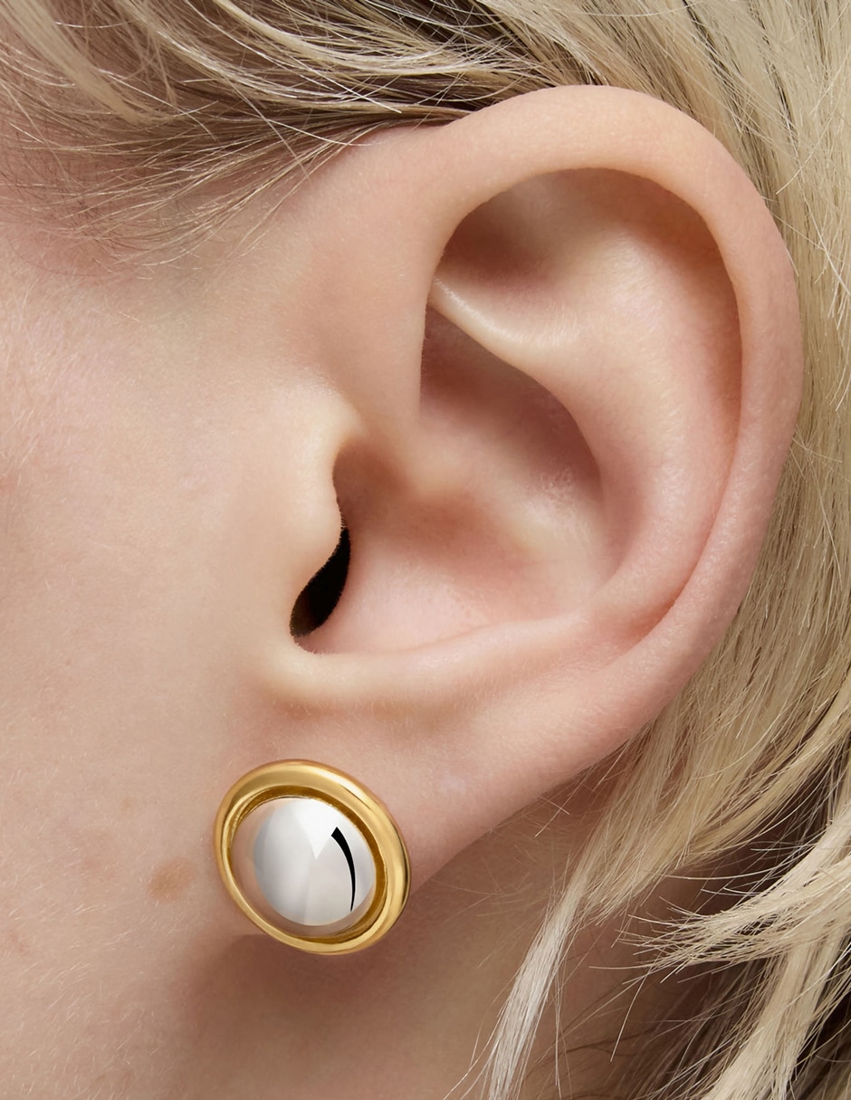 Aretes circulares Plump de plata P 925 con acabado baño de oro Aretes circulares Plump de plata P 925 con acabado baño de oro