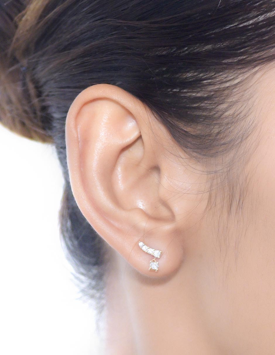 Aretes de oro 14 K con acabado pavé diamante 3