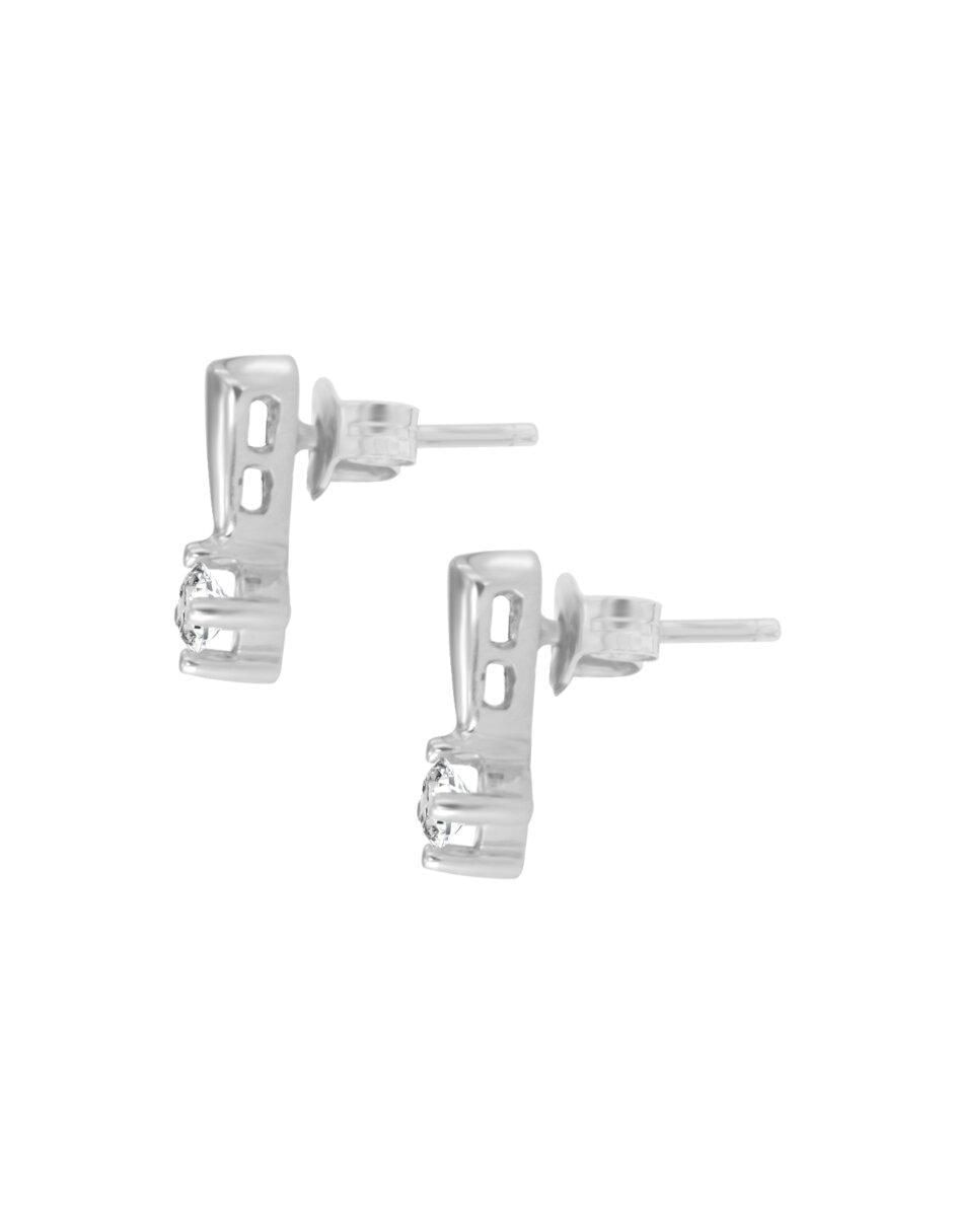 Aretes de oro blanco 14 K con acabado brillante diamante 2