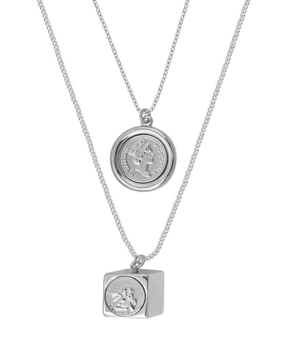 Collar de varios hilos cuadrada