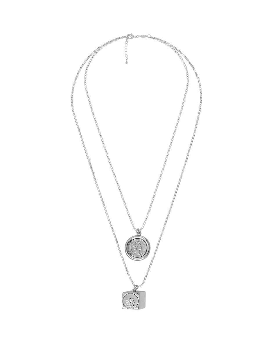 Collar de varios hilos cuadrada 3