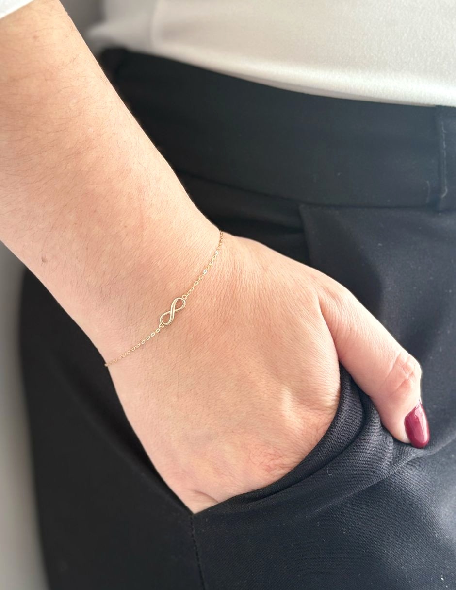 Pulsera de oro 14 K con acabado brillante 3