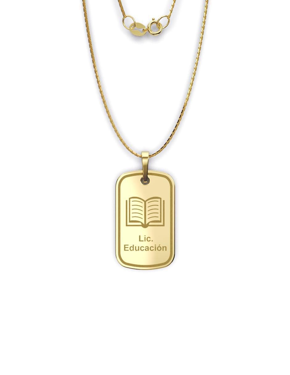 Collar con dije rectangular Graduación de oro 10 K 3