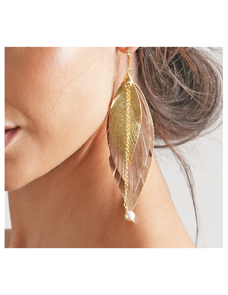 Aretes de pluma con acabado liso 5