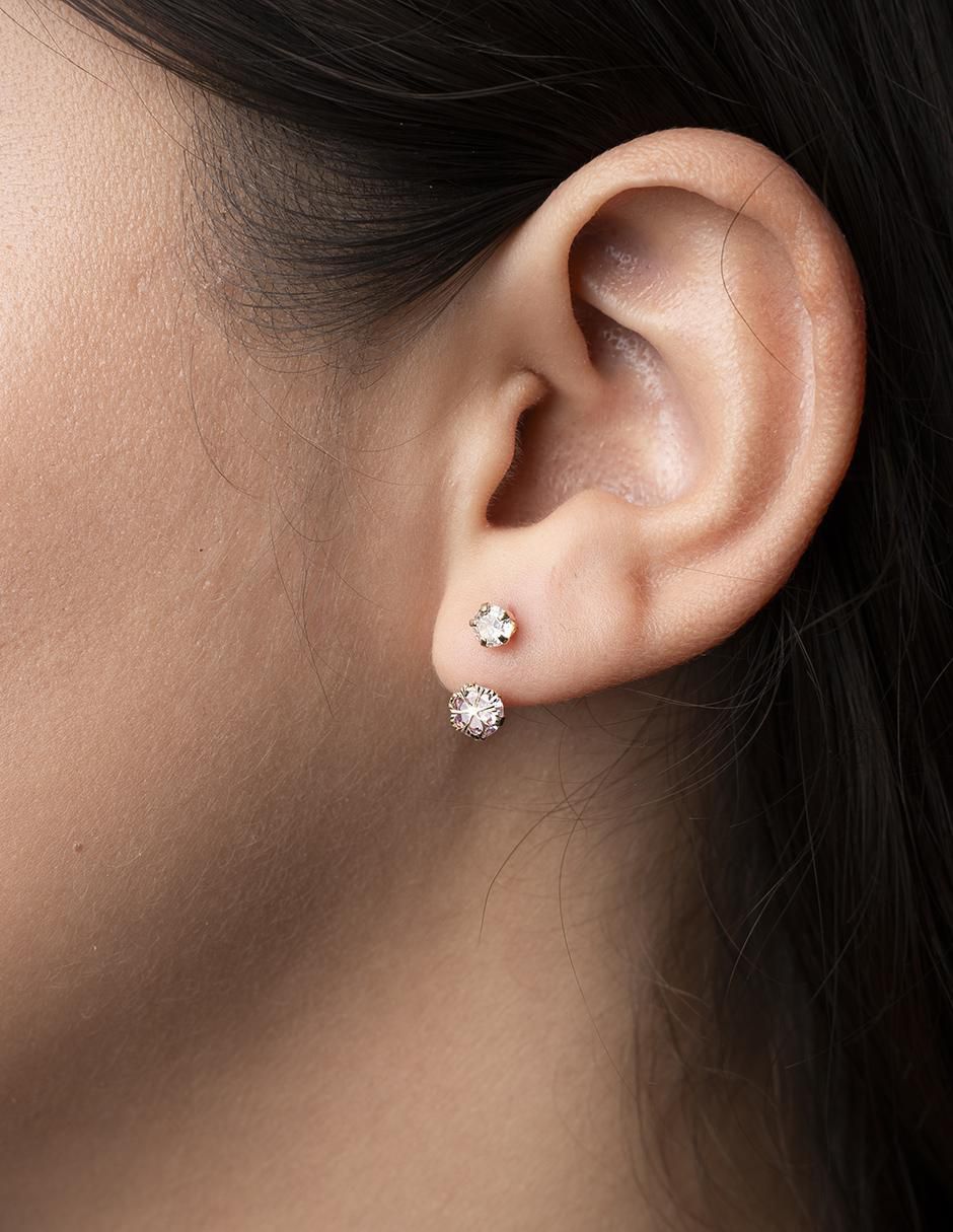 Broqueles de flor de oro 14 K con acabado pavé
