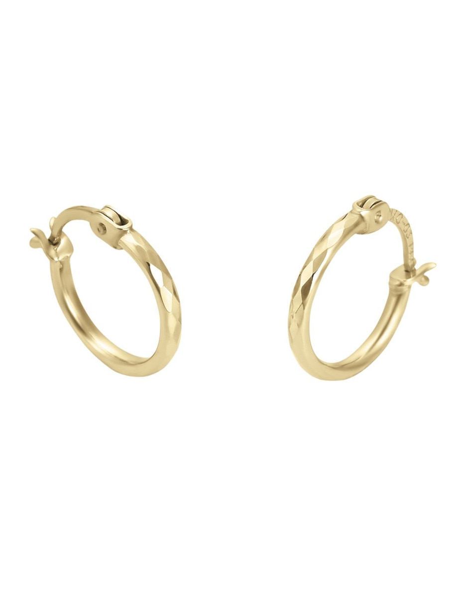 Arracadas de oro amarillo 14 K con acabado pulido Arracadas de oro amarillo 14 K con acabado pulido