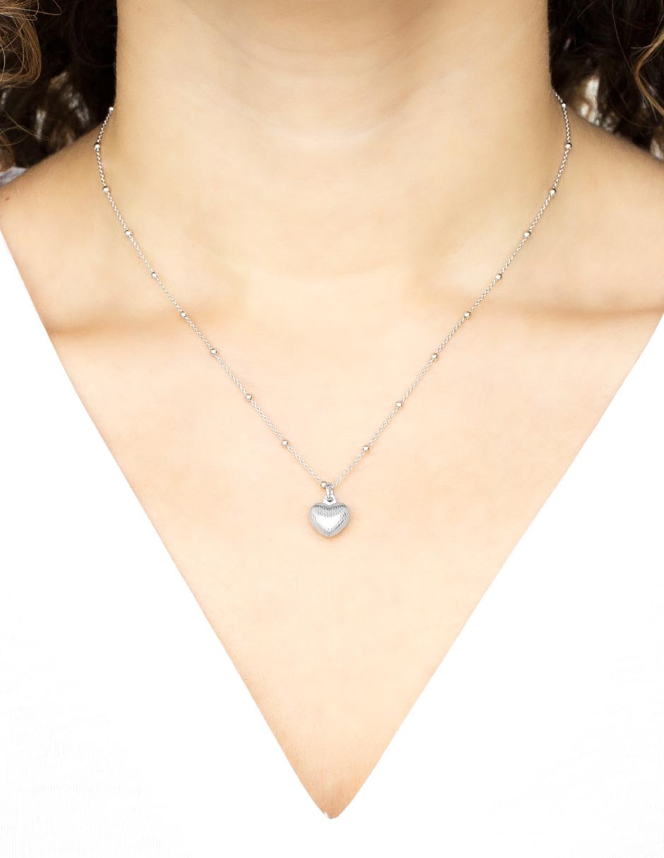 Collar con dije corazón de plata P 925 3