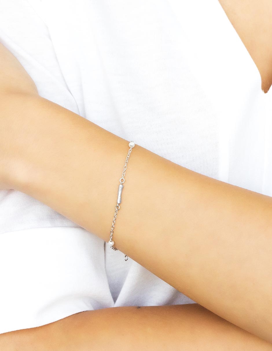 Brazalete de plata con perla p 925 con acabado baño rodio