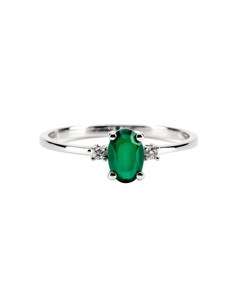 Anillo redondo 14 k de oro esmeralda y diamante troquelado Anillo redondo 14 k de oro esmeralda y diamante troquelado