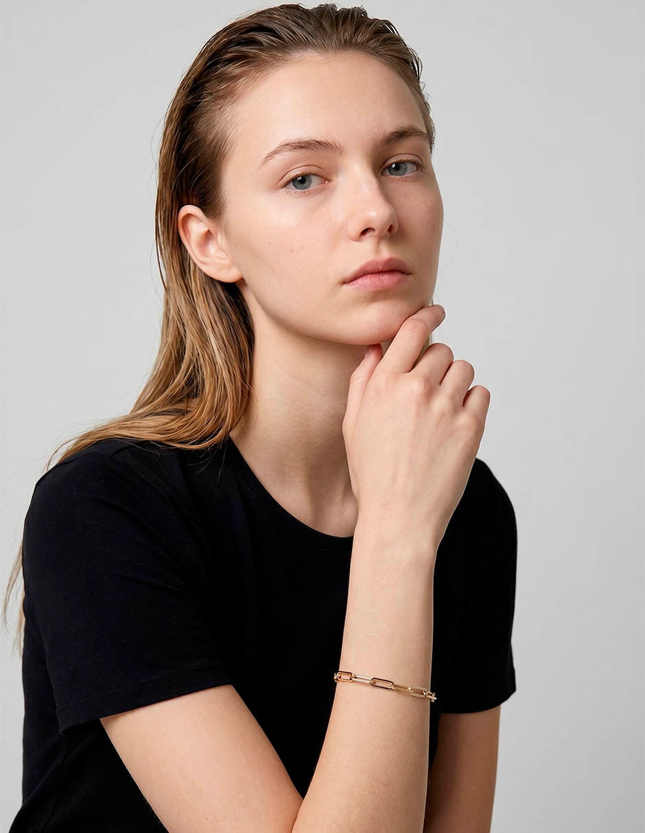Pulsera de oro 14 k con acabado brillante Pulsera de oro 14 k con acabado brillante
