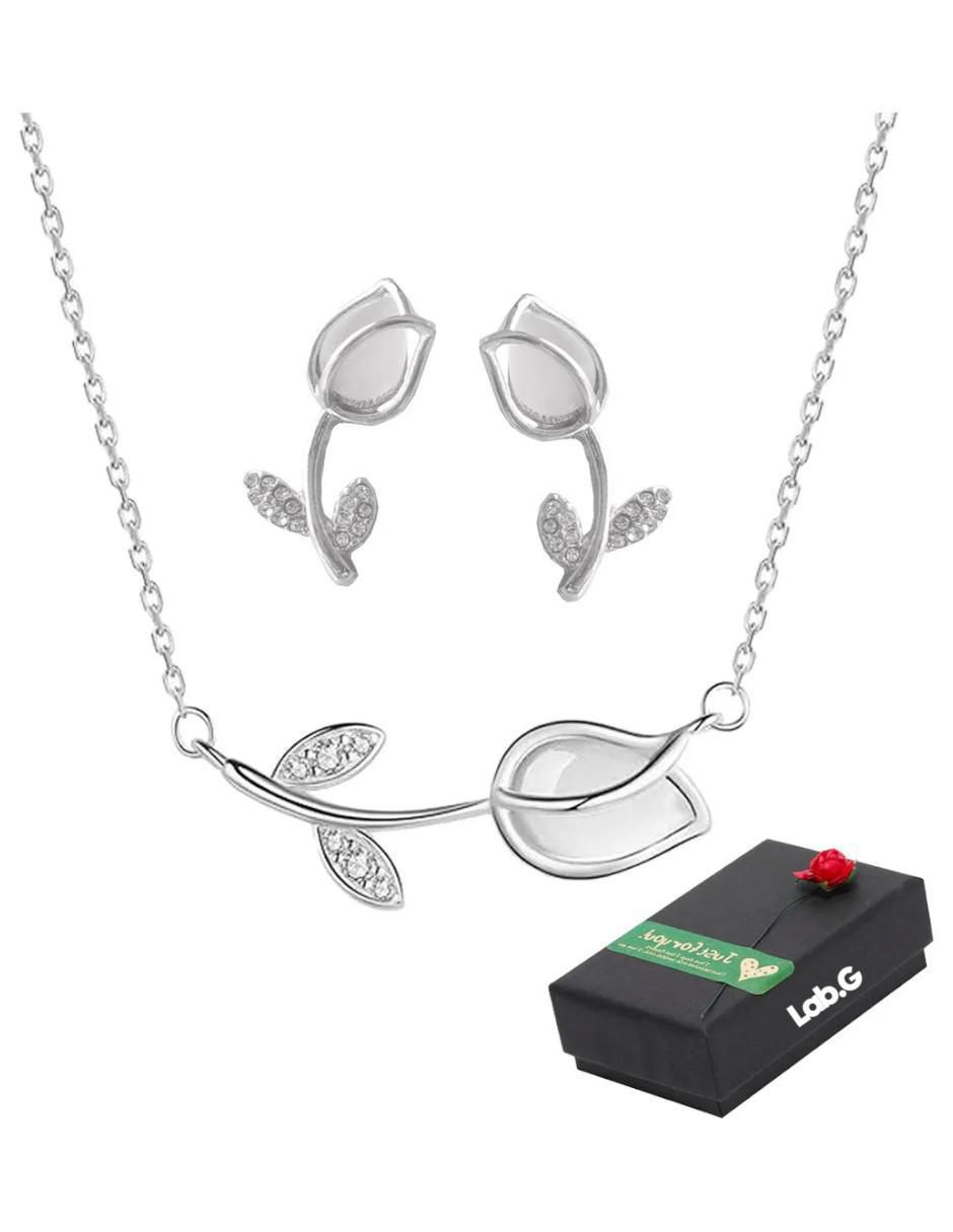 Aretes y collar de flor de plata p 925