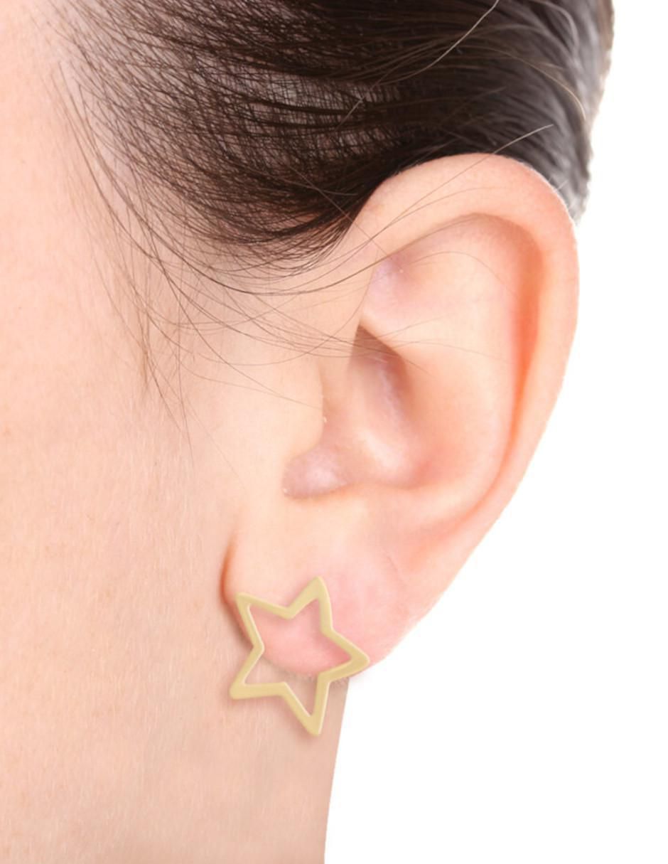 Aretes de estrella de oro 14 K con acabado brillante 3