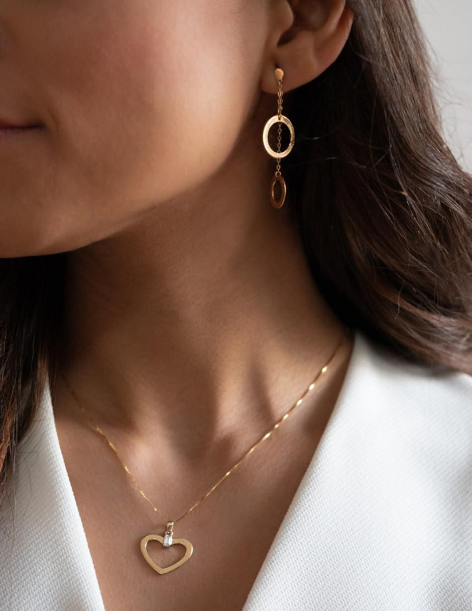 Aretes circulares de oro 14 K con acabado brillante 3