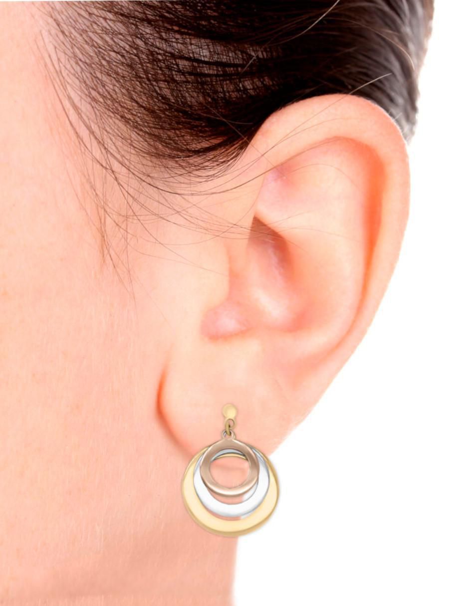 Aretes de flor de oro 14 K con acabado brillante 2