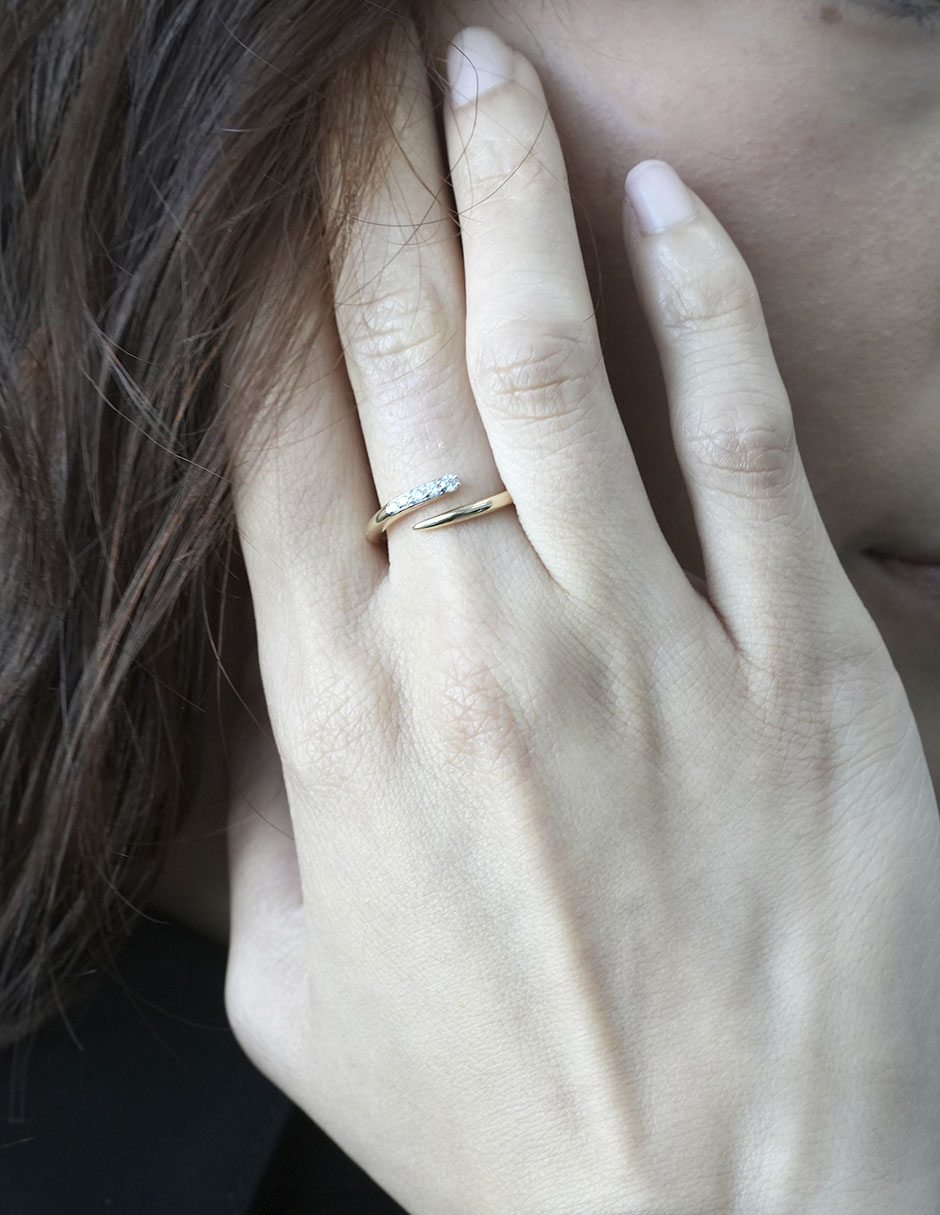 Anillo 14 k de oro diamante pavé