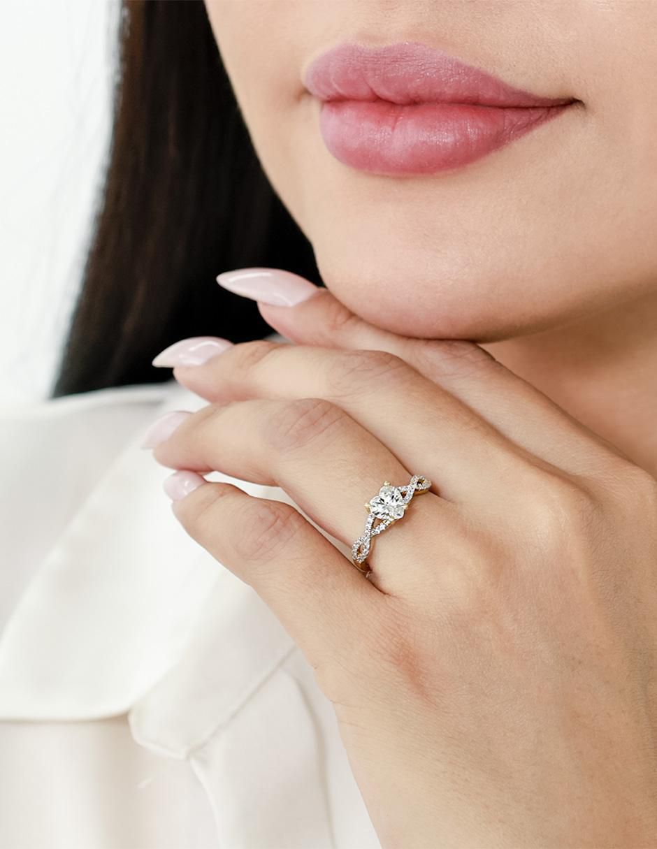 Anillo de compromiso de oro 14 K Eternidad zirconia 4