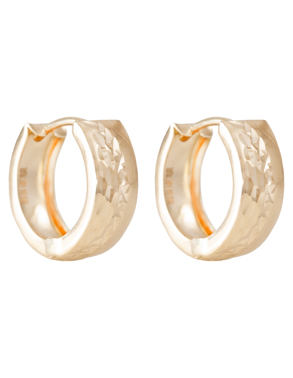Aretes redondos de oro 14 K con acabado diamantado Aretes redondos de oro 14 K con acabado diamantado