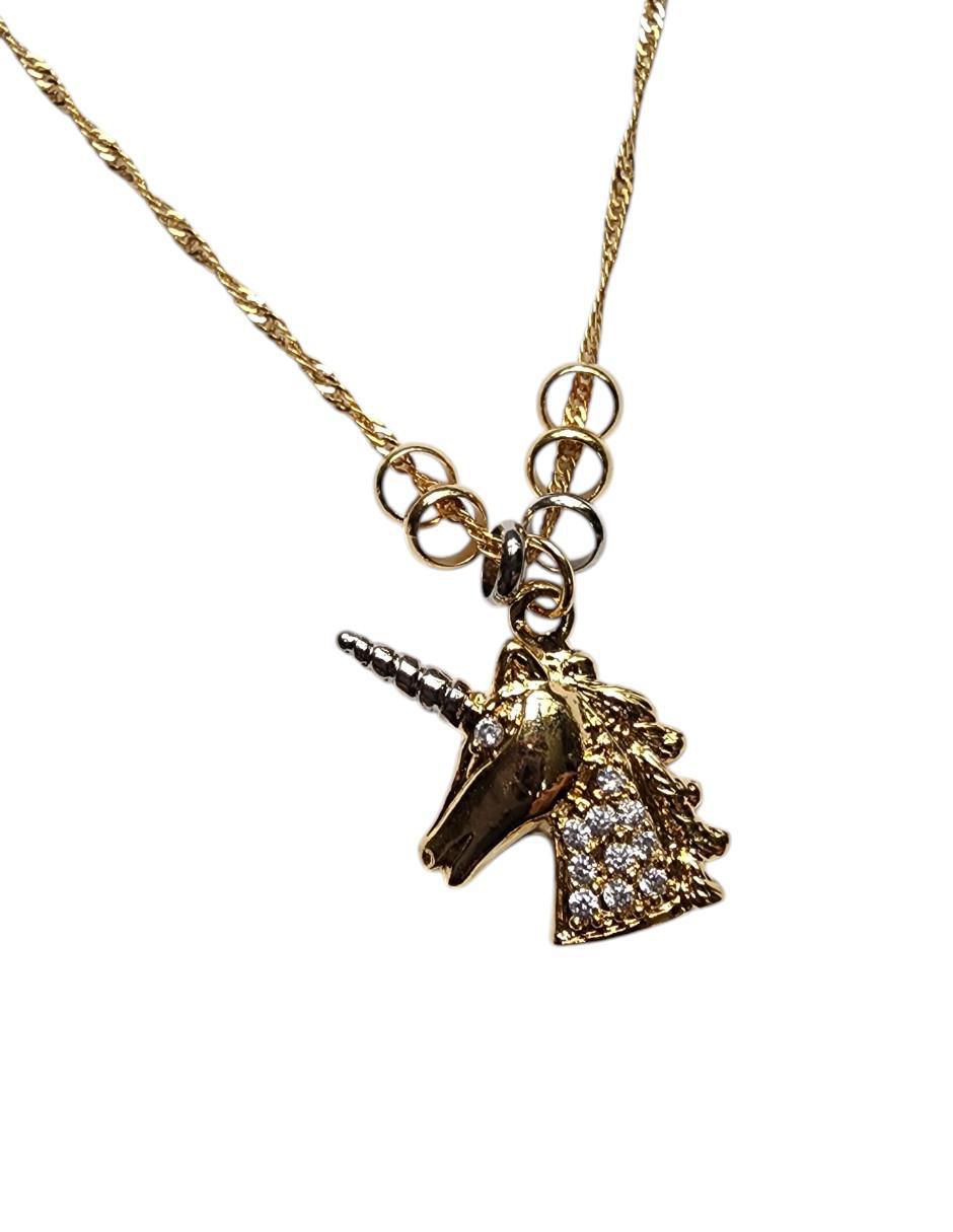 Collar con dije unicornio Arcoiris de oro laminado 14 K 3