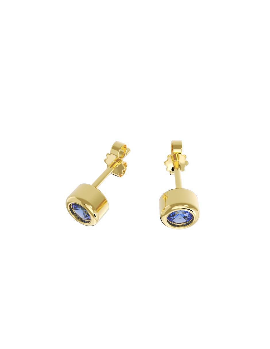 Set de aretes redondos de oro 10 K con acabado pulido zirconia 3