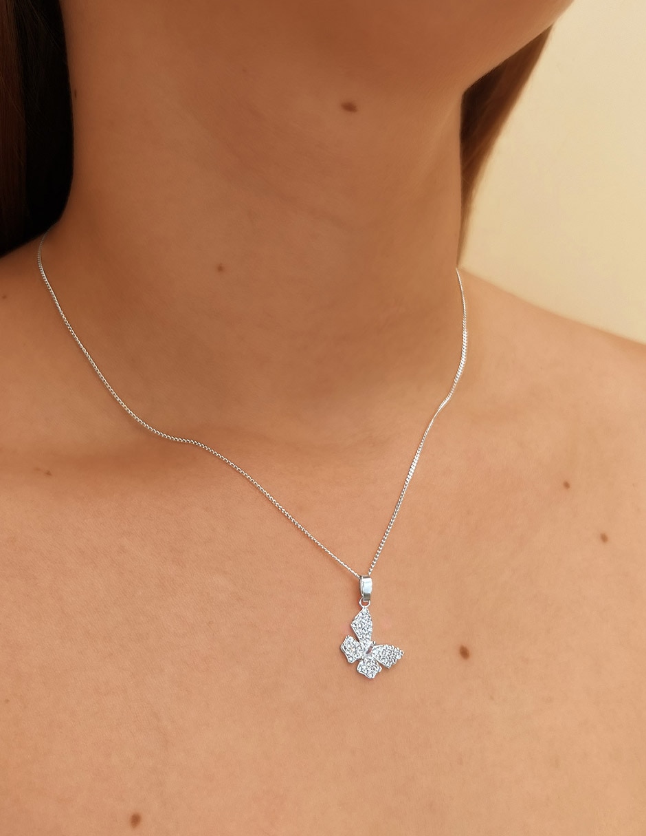 Collar con dije de mariposa de plata p 925