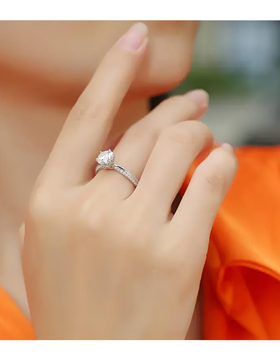 Anillo de compromiso de plata P 925 moissanita