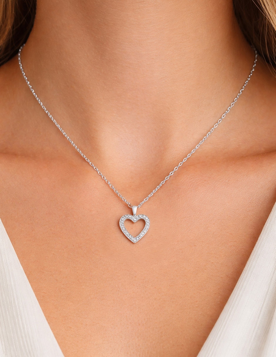 Collar de corazón de oro 14 K Collar de corazón de oro 14 K