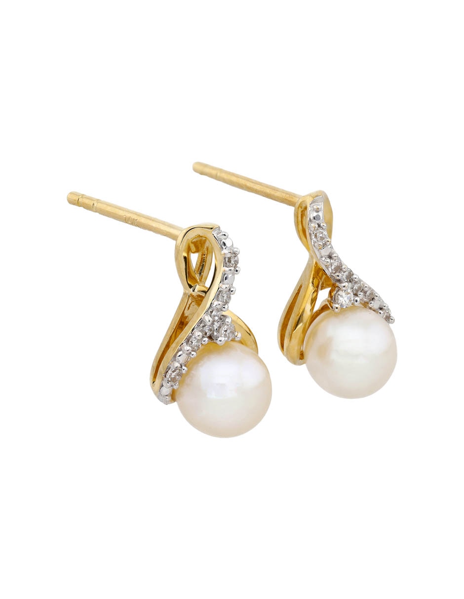Aretes Cortos De Perla Con Acabado Brillante 2