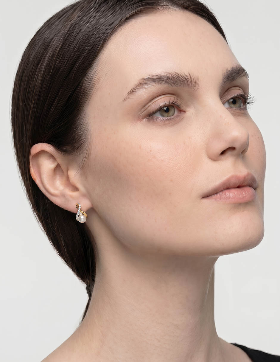 Aretes Cortos De Perla Con Acabado Brillante 4