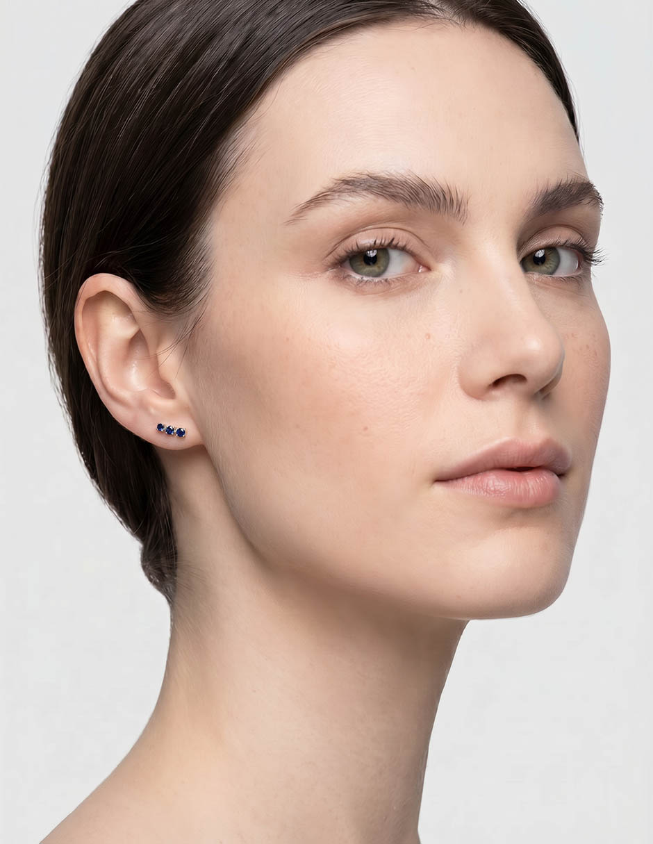 Aretes Cortos Con Acabado Brillante Zafiro 4