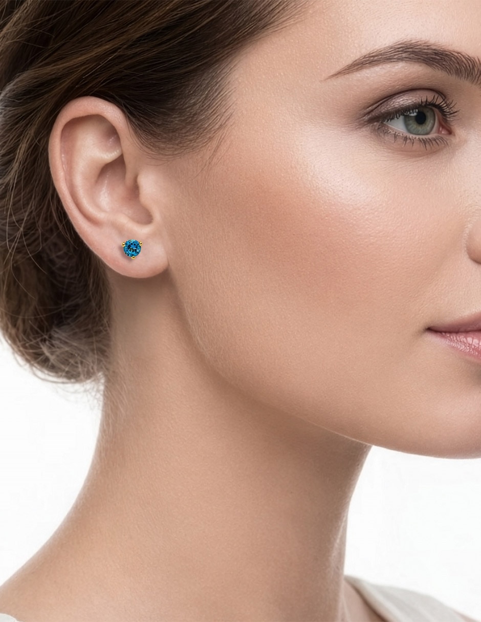 Aretes cortos de oro 14 K con acabado brillante topacio