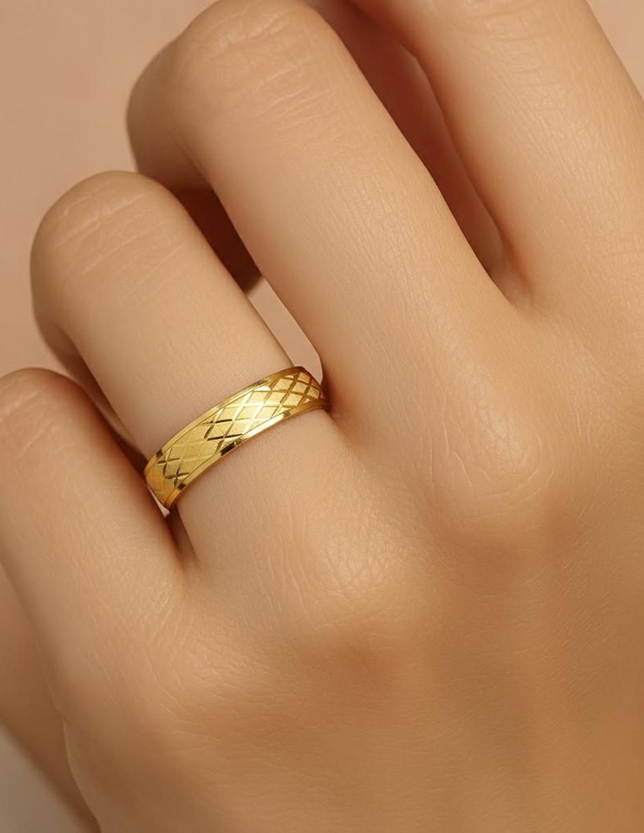 Anillo circular de oro pulido 6