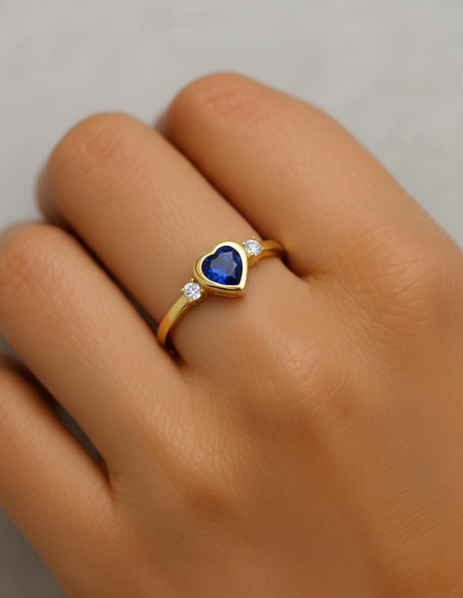 Anillo de corazón 10 k de oro zirconia brillante 2