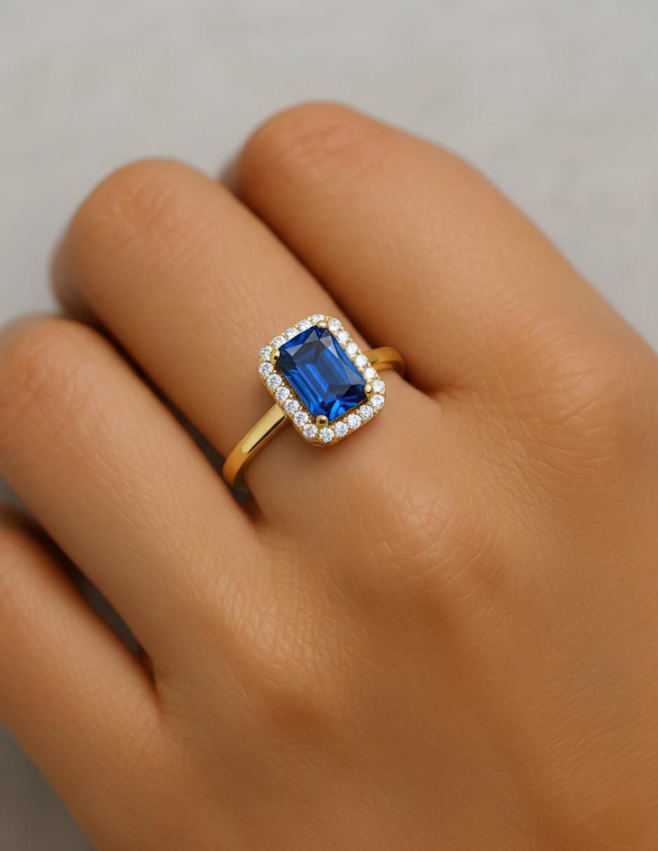 Anillo de octagonal 10 k de oro zirconia brillante 2