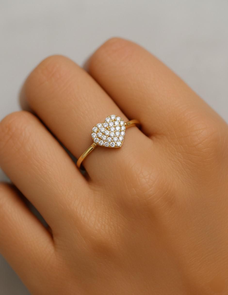 Anillo de corazón 10 k de oro zirconia brillante