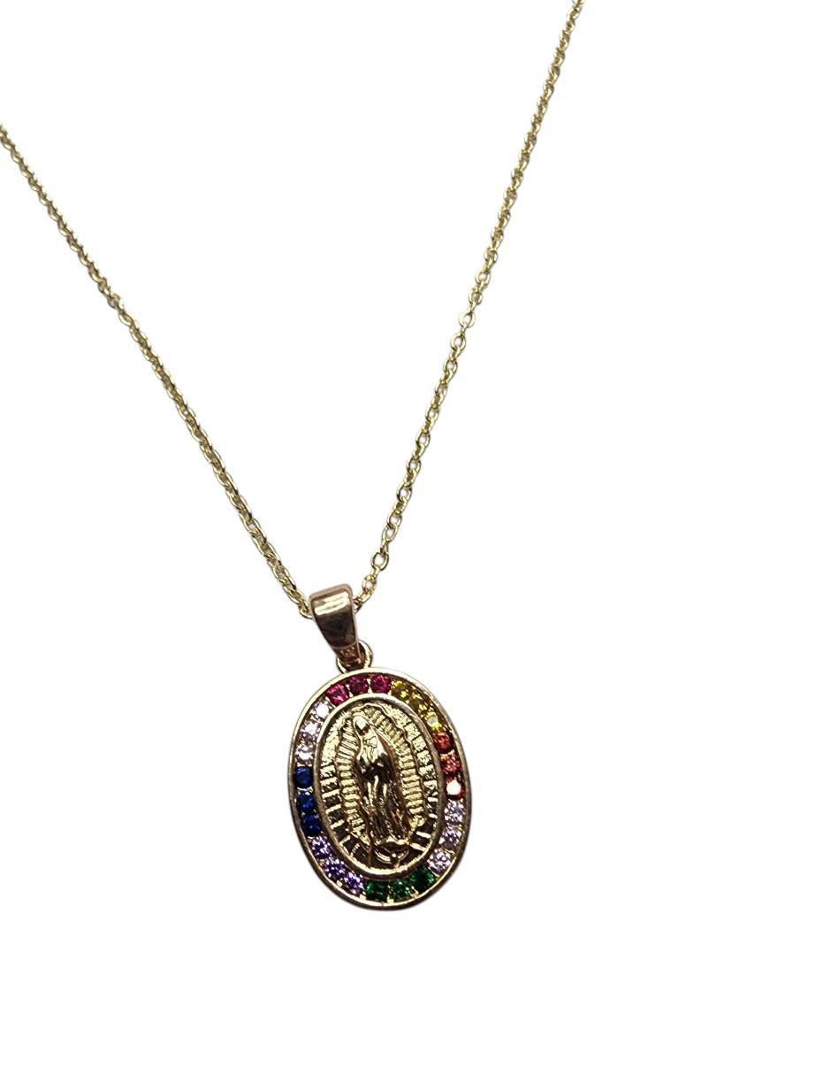 Collar con dije Virgen de Guadalupe de ovalado de oro laminado 14 K 3