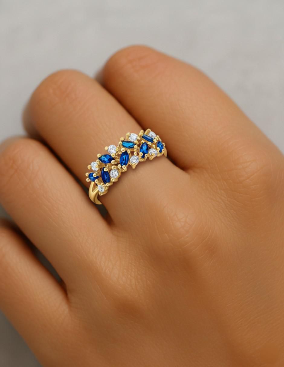 Anillo circular 10 k de oro zirconia brillante