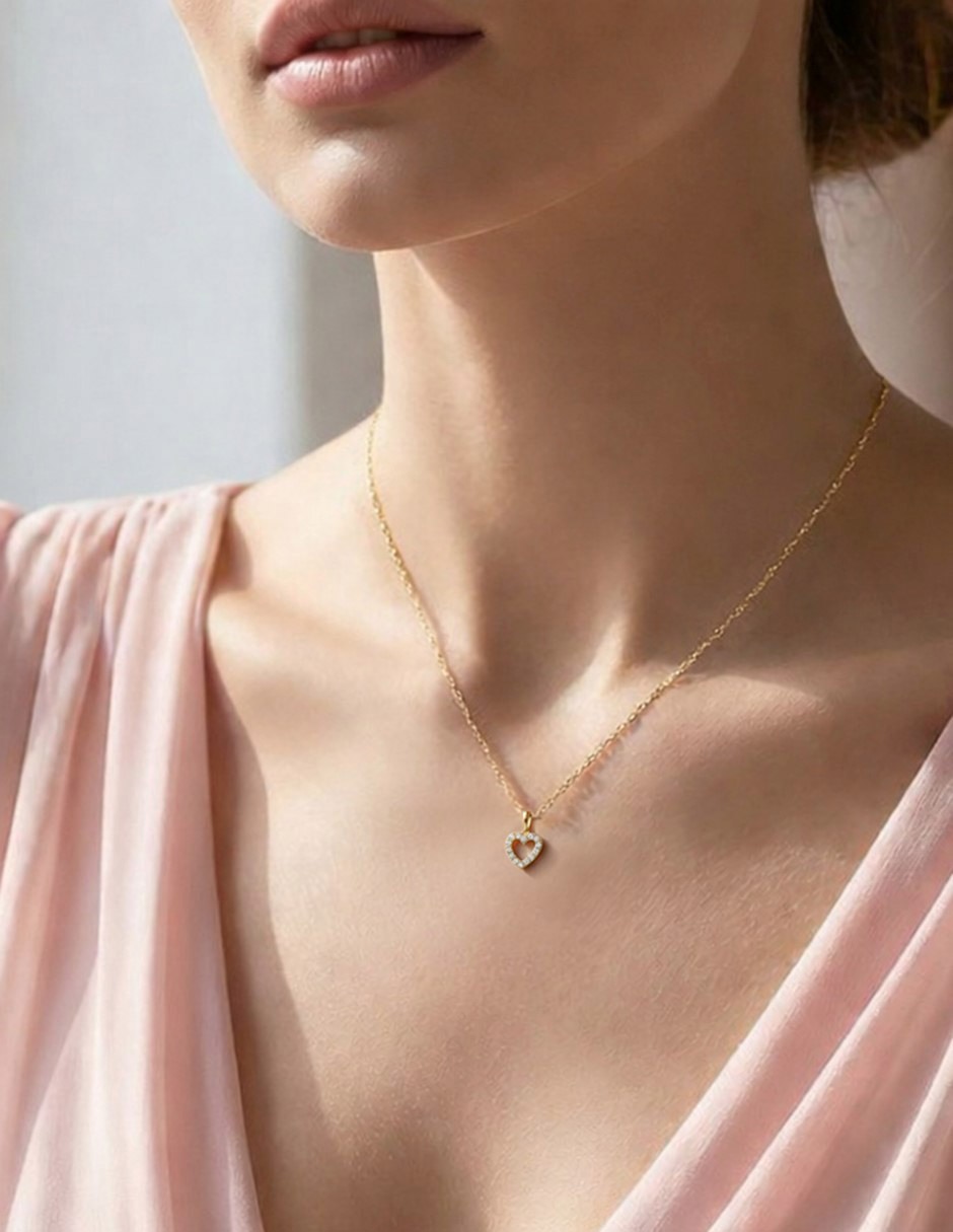 Collar de corazón de oro 14 K Collar de corazón de oro 14 K