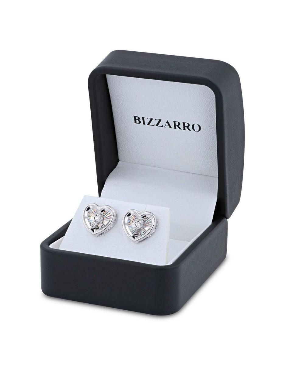 Broqueles de corazón de oro blanco 14 K con acabado brillante diamante