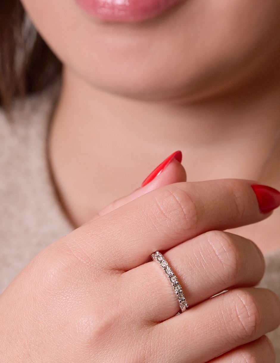 Anillo con gema Ingrata Fortuna 14 k de oro blanco diamante pulido