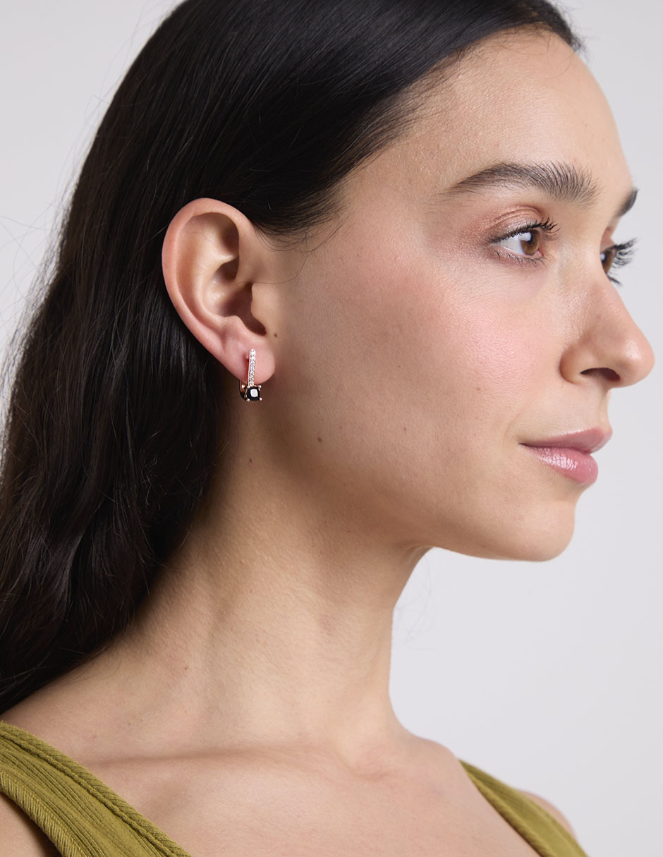 Aretes cortos rectangulares E& de plata P 925 con acabado brillante zirconia 4