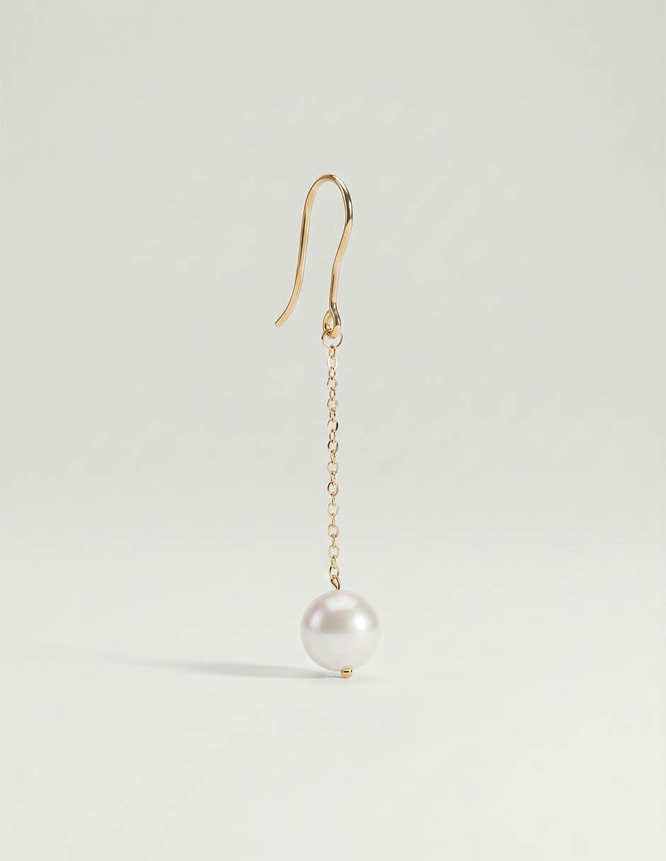 Aretes largos de oro amarillo 14 K con acabado brillante