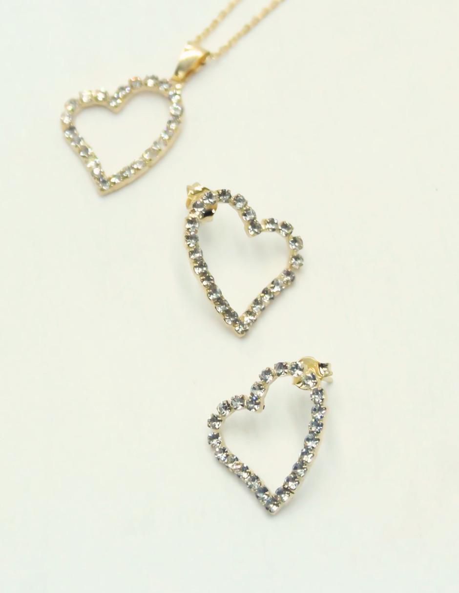 Aretes y collar de corazón Mada de Oro laminado 18 K