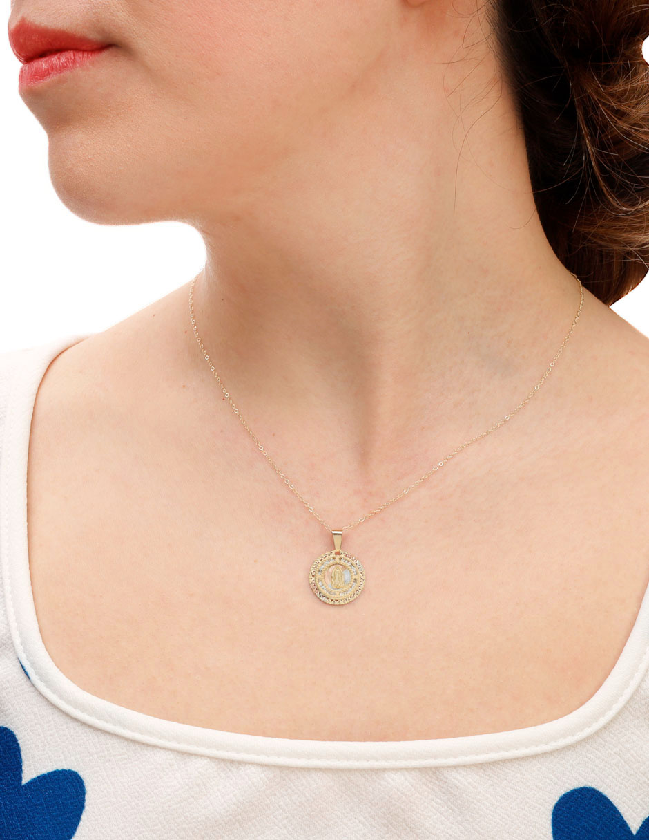 Collar con dije de oro 14 K Collar con dije de oro 14 K