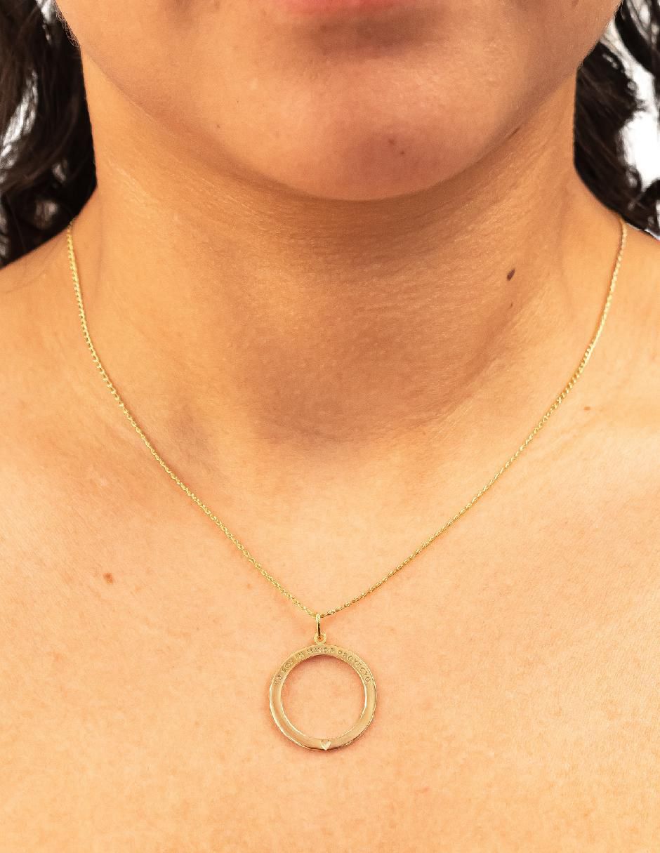 Collar con dije circular Teresa Díaz Joyería Mexicana Empowerment & Self-Love de plata P 925