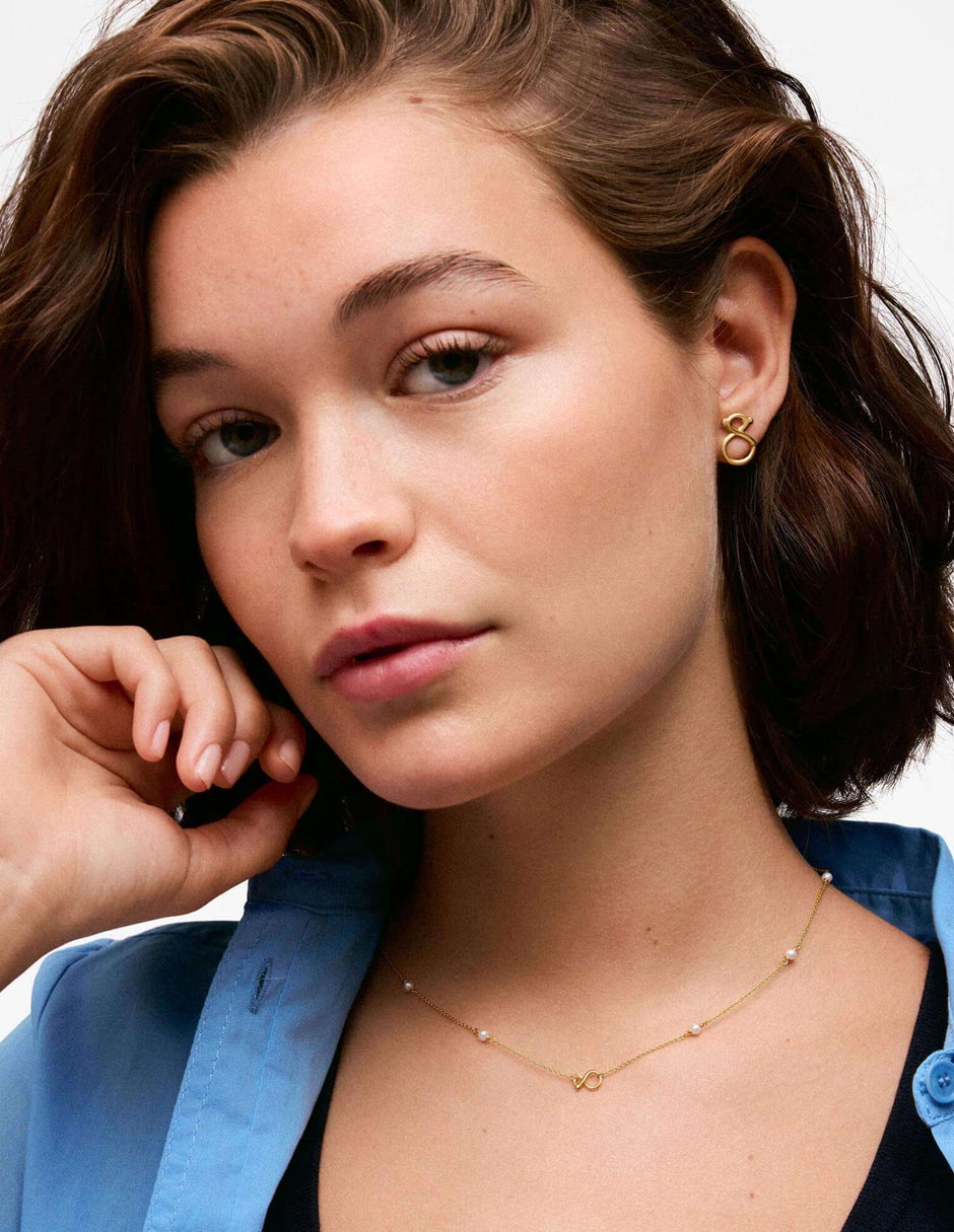 Collar con dije de Infinito Infinity de oro amarillo 9 K 3